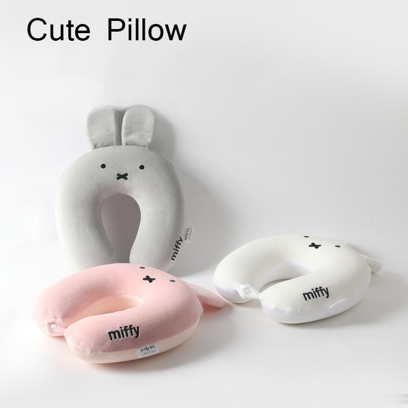 Urocza, seksowna poduszka pod  – Travel Accessories Pillow recenzja i cena